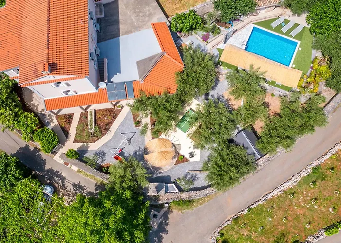 Villa Ljuba Vi