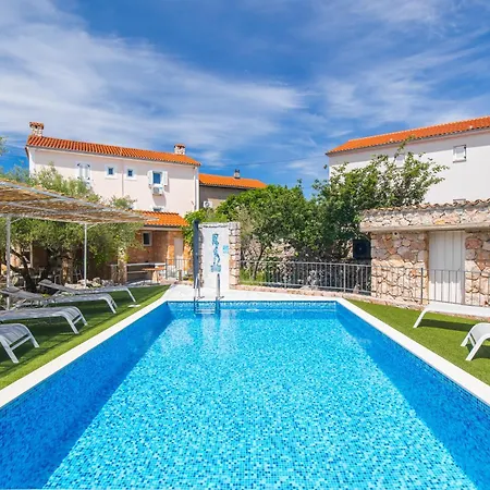 Villa Ljuba Vi *