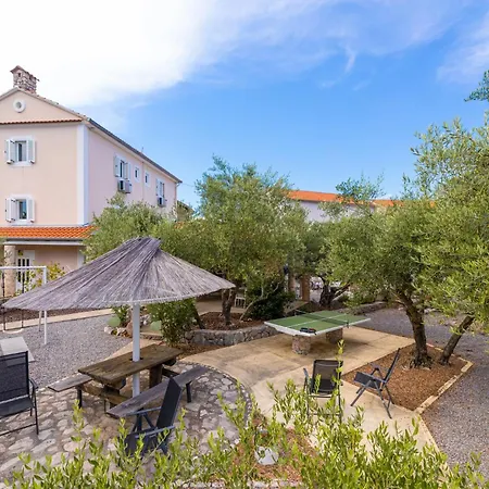Villa Ljuba Vi *
