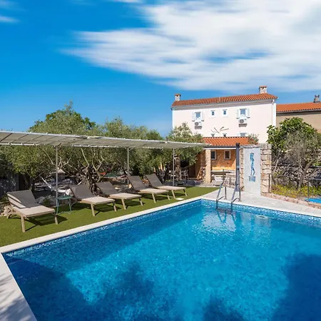 Villa Ljuba Vi *