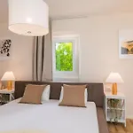 Ljuba Vi Willa *