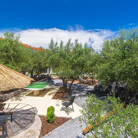 וילה Ljuba Vi Županje